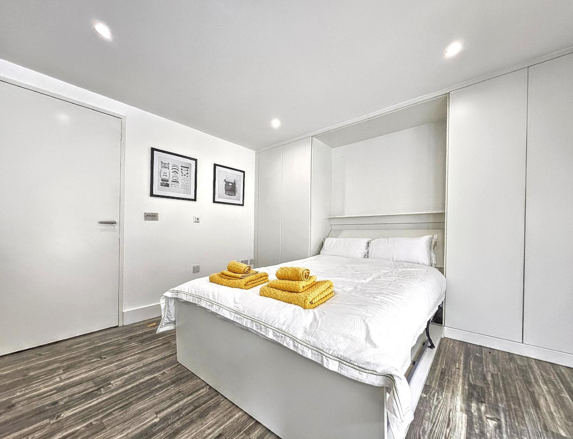 City Waterside, Old Street, Angel, Entire Private Apartment Londra Dış mekan fotoğraf